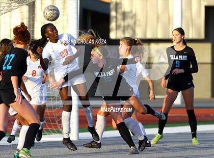 Thumbnail 3 in Harvard-Westlake vs. Villa Park (CIF-SS D1 Final) photogallery.