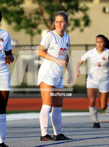 Thumbnail 1 in Harvard-Westlake vs. Villa Park (CIF-SS D1 Final) photogallery.