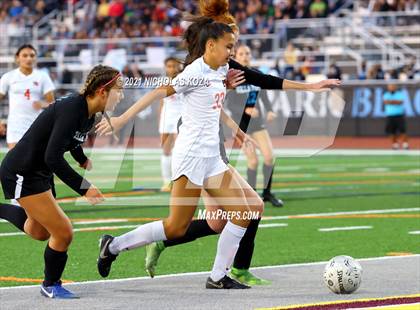 Thumbnail 1 in Harvard-Westlake vs. Villa Park (CIF-SS D1 Final) photogallery.