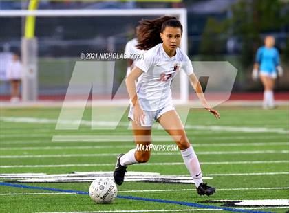 Thumbnail 2 in Harvard-Westlake vs. Villa Park (CIF-SS D1 Final) photogallery.