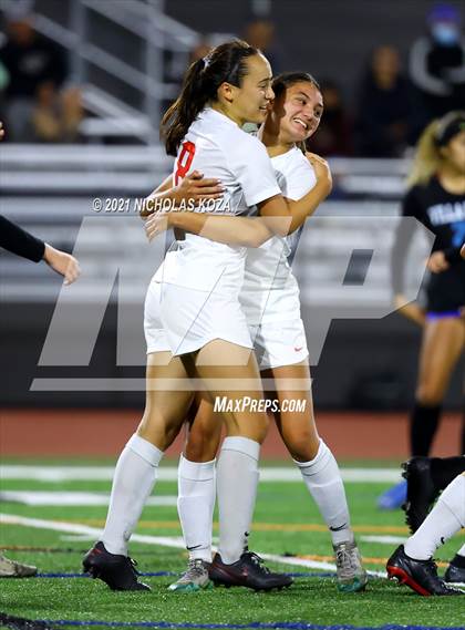 Thumbnail 1 in Harvard-Westlake vs. Villa Park (CIF-SS D1 Final) photogallery.