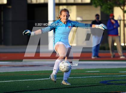 Thumbnail 1 in Harvard-Westlake vs. Villa Park (CIF-SS D1 Final) photogallery.