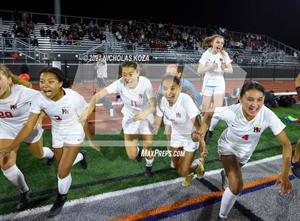 Thumbnail 3 in Harvard-Westlake vs. Villa Park (CIF-SS D1 Final) photogallery.