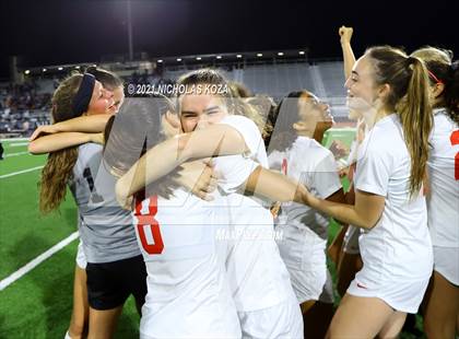Thumbnail 2 in Harvard-Westlake vs. Villa Park (CIF-SS D1 Final) photogallery.