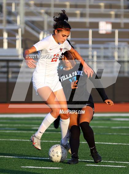 Thumbnail 3 in Harvard-Westlake vs. Villa Park (CIF-SS D1 Final) photogallery.