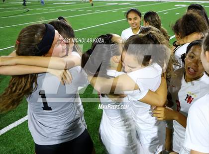 Thumbnail 1 in Harvard-Westlake vs. Villa Park (CIF-SS D1 Final) photogallery.