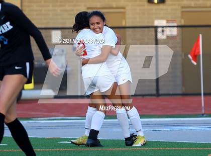 Thumbnail 1 in Harvard-Westlake vs. Villa Park (CIF-SS D1 Final) photogallery.