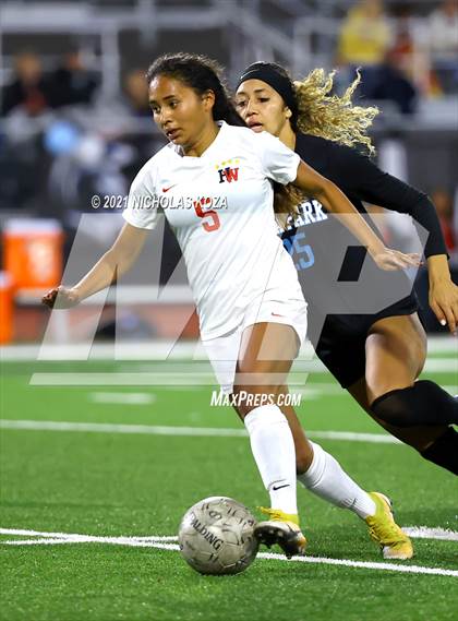 Thumbnail 2 in Harvard-Westlake vs. Villa Park (CIF-SS D1 Final) photogallery.