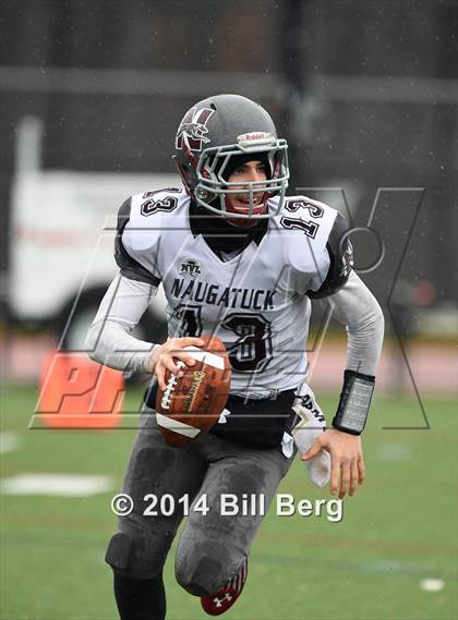 Thumbnail 1 in Naugatuck vs Darien (CIAC Class L- Large Semifinal) photogallery.