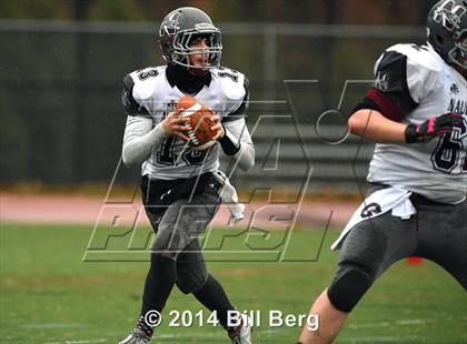 Thumbnail 2 in Naugatuck vs Darien (CIAC Class L- Large Semifinal) photogallery.
