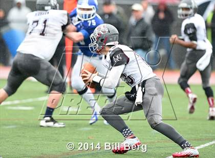 Thumbnail 1 in Naugatuck vs Darien (CIAC Class L- Large Semifinal) photogallery.