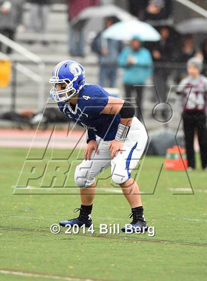 Thumbnail 1 in Naugatuck vs Darien (CIAC Class L- Large Semifinal) photogallery.