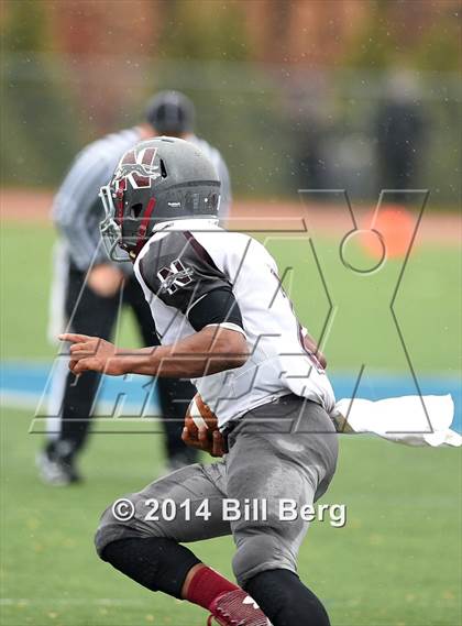 Thumbnail 2 in Naugatuck vs Darien (CIAC Class L- Large Semifinal) photogallery.