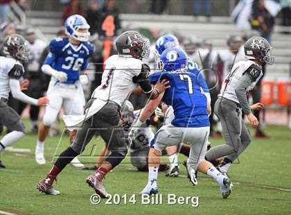 Thumbnail 3 in Naugatuck vs Darien (CIAC Class L- Large Semifinal) photogallery.