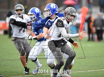 Thumbnail 1 in Naugatuck vs Darien (CIAC Class L- Large Semifinal) photogallery.