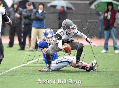 Thumbnail 3 in Naugatuck vs Darien (CIAC Class L- Large Semifinal) photogallery.