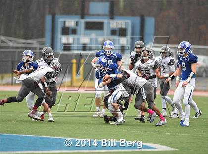Thumbnail 2 in Naugatuck vs Darien (CIAC Class L- Large Semifinal) photogallery.