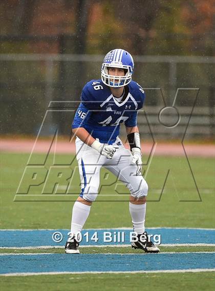 Thumbnail 1 in Naugatuck vs Darien (CIAC Class L- Large Semifinal) photogallery.