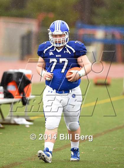 Thumbnail 1 in Naugatuck vs Darien (CIAC Class L- Large Semifinal) photogallery.