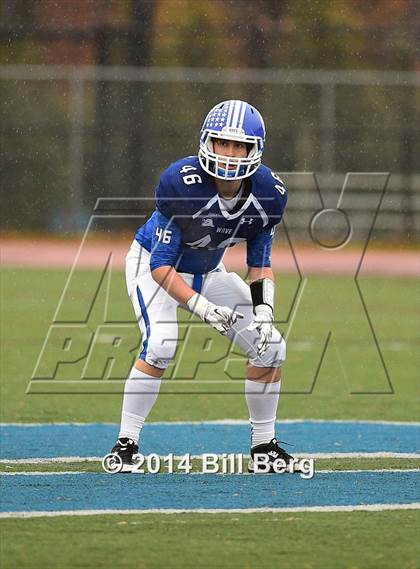 Thumbnail 2 in Naugatuck vs Darien (CIAC Class L- Large Semifinal) photogallery.