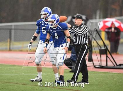 Thumbnail 1 in Naugatuck vs Darien (CIAC Class L- Large Semifinal) photogallery.