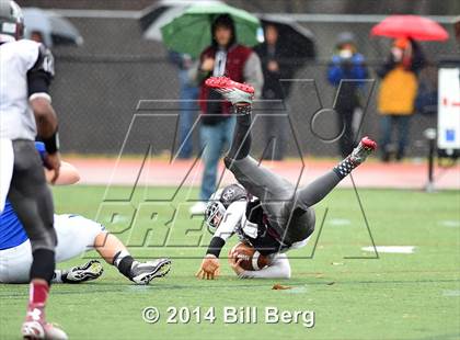 Thumbnail 3 in Naugatuck vs Darien (CIAC Class L- Large Semifinal) photogallery.