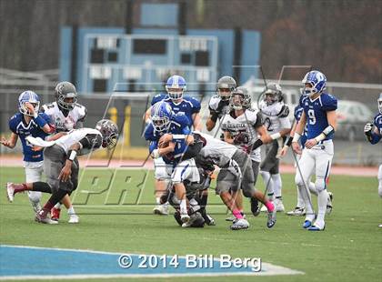Thumbnail 3 in Naugatuck vs Darien (CIAC Class L- Large Semifinal) photogallery.