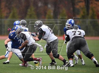 Thumbnail 3 in Naugatuck vs Darien (CIAC Class L- Large Semifinal) photogallery.