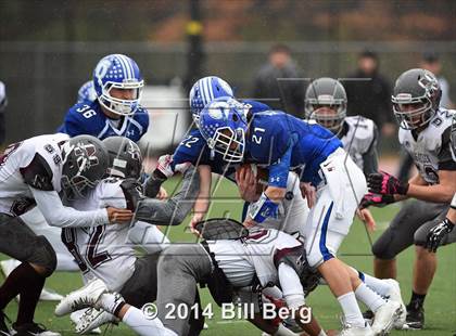 Thumbnail 3 in Naugatuck vs Darien (CIAC Class L- Large Semifinal) photogallery.