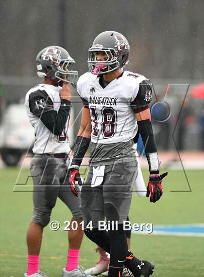 Thumbnail 2 in Naugatuck vs Darien (CIAC Class L- Large Semifinal) photogallery.
