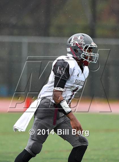 Thumbnail 3 in Naugatuck vs Darien (CIAC Class L- Large Semifinal) photogallery.