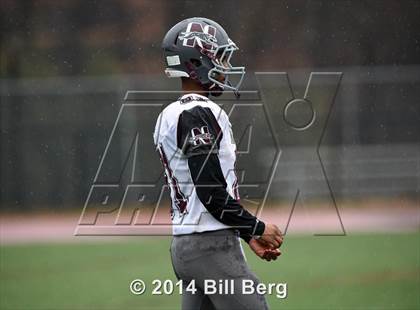 Thumbnail 3 in Naugatuck vs Darien (CIAC Class L- Large Semifinal) photogallery.