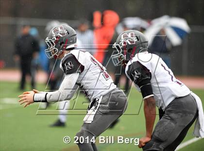 Thumbnail 3 in Naugatuck vs Darien (CIAC Class L- Large Semifinal) photogallery.
