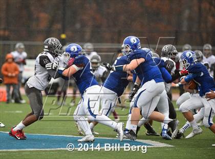 Thumbnail 2 in Naugatuck vs Darien (CIAC Class L- Large Semifinal) photogallery.