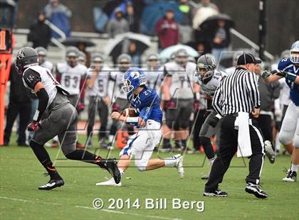Thumbnail 2 in Naugatuck vs Darien (CIAC Class L- Large Semifinal) photogallery.