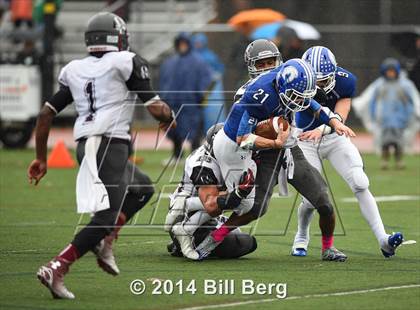 Thumbnail 3 in Naugatuck vs Darien (CIAC Class L- Large Semifinal) photogallery.