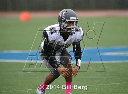 Thumbnail 3 in Naugatuck vs Darien (CIAC Class L- Large Semifinal) photogallery.