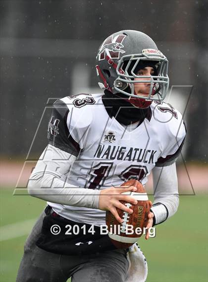 Thumbnail 3 in Naugatuck vs Darien (CIAC Class L- Large Semifinal) photogallery.