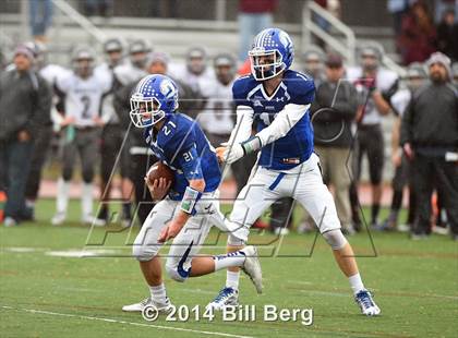 Thumbnail 2 in Naugatuck vs Darien (CIAC Class L- Large Semifinal) photogallery.