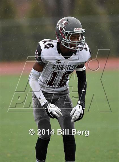 Thumbnail 1 in Naugatuck vs Darien (CIAC Class L- Large Semifinal) photogallery.