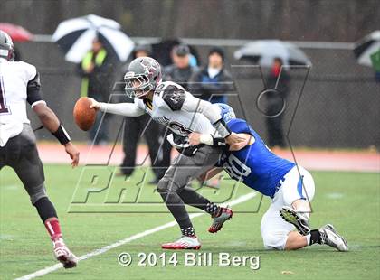 Thumbnail 3 in Naugatuck vs Darien (CIAC Class L- Large Semifinal) photogallery.
