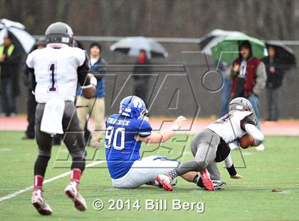 Thumbnail 3 in Naugatuck vs Darien (CIAC Class L- Large Semifinal) photogallery.