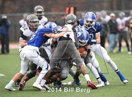 Thumbnail 2 in Naugatuck vs Darien (CIAC Class L- Large Semifinal) photogallery.