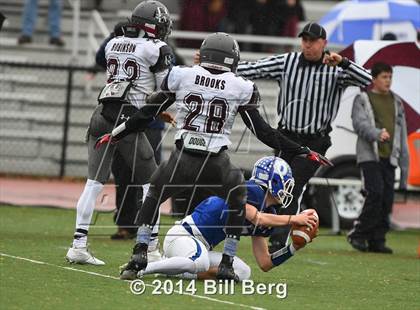 Thumbnail 3 in Naugatuck vs Darien (CIAC Class L- Large Semifinal) photogallery.