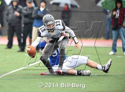 Thumbnail 2 in Naugatuck vs Darien (CIAC Class L- Large Semifinal) photogallery.