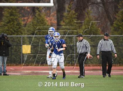 Thumbnail 2 in Naugatuck vs Darien (CIAC Class L- Large Semifinal) photogallery.