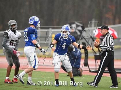 Thumbnail 2 in Naugatuck vs Darien (CIAC Class L- Large Semifinal) photogallery.