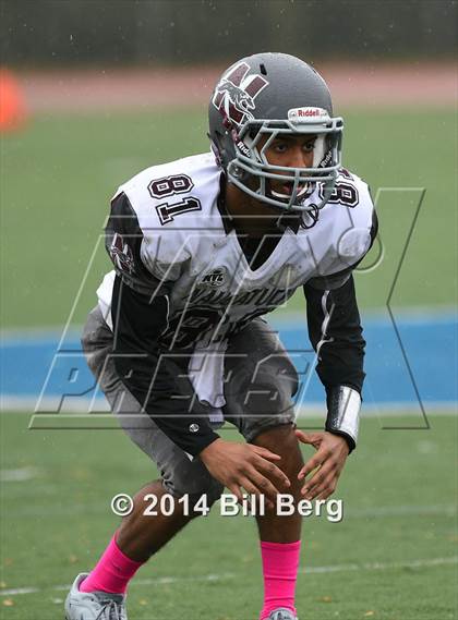 Thumbnail 1 in Naugatuck vs Darien (CIAC Class L- Large Semifinal) photogallery.