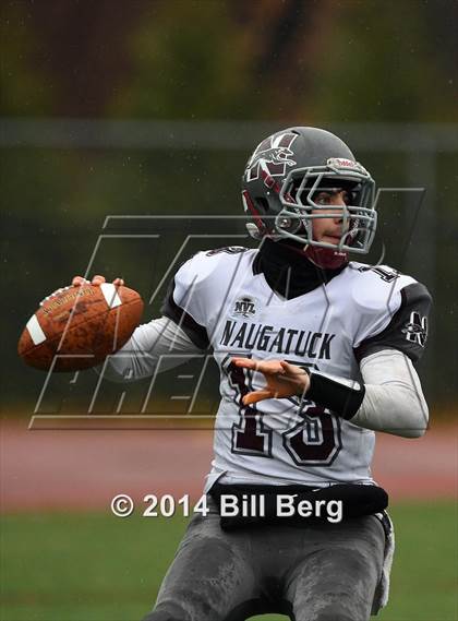 Thumbnail 2 in Naugatuck vs Darien (CIAC Class L- Large Semifinal) photogallery.