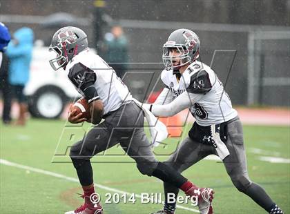 Thumbnail 2 in Naugatuck vs Darien (CIAC Class L- Large Semifinal) photogallery.